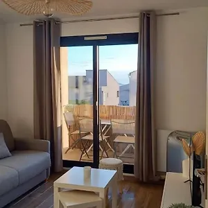 https://mimi-cosy-vue-mer-six-fours-les-plages.fr-provencehotel.com