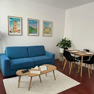 https://la-parenthese-millavoise.midi-pyreneeshotels.com